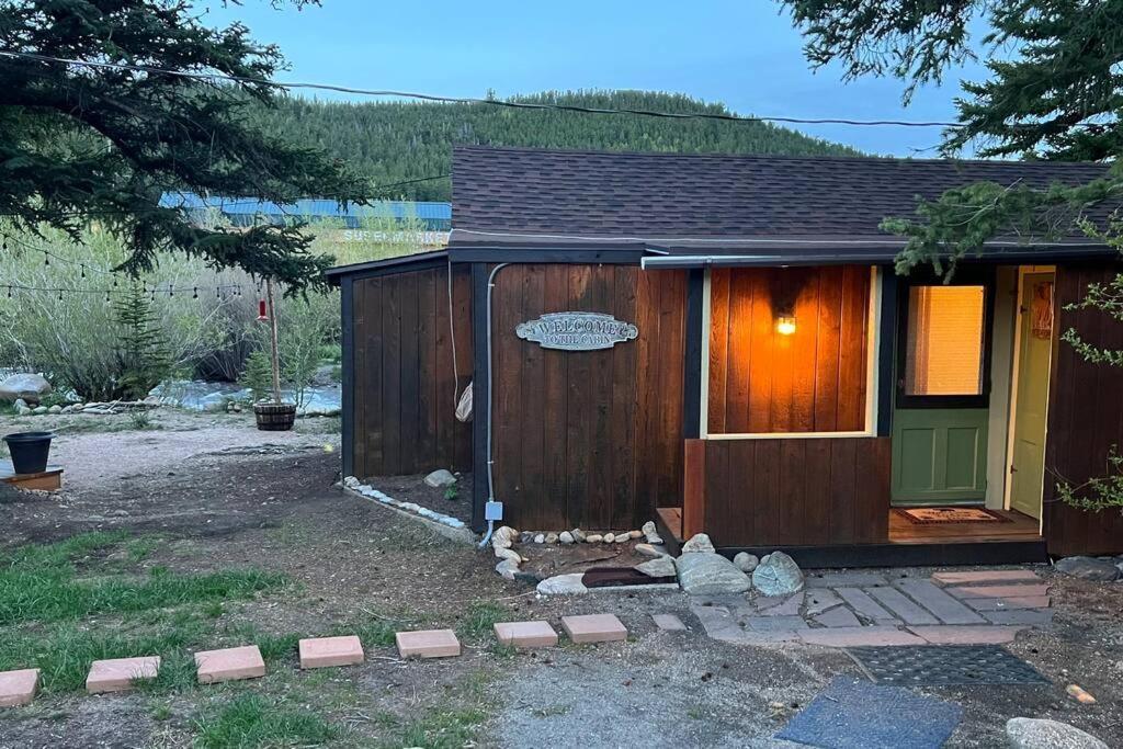 Thorpe On The Water. Creekside Nederland Cabin. Экстерьер фото